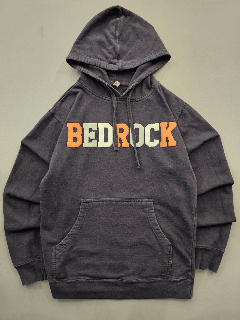Vintage Bedrock Apparel Spellout Hoodie – Dark Gray Graphic Pullover Sweatshirt